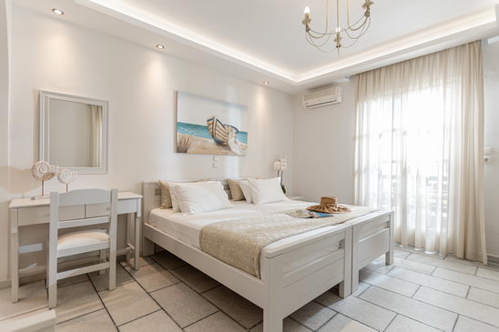 Standard Studio for 2 Adults and 1 Child (up to 10 years old)